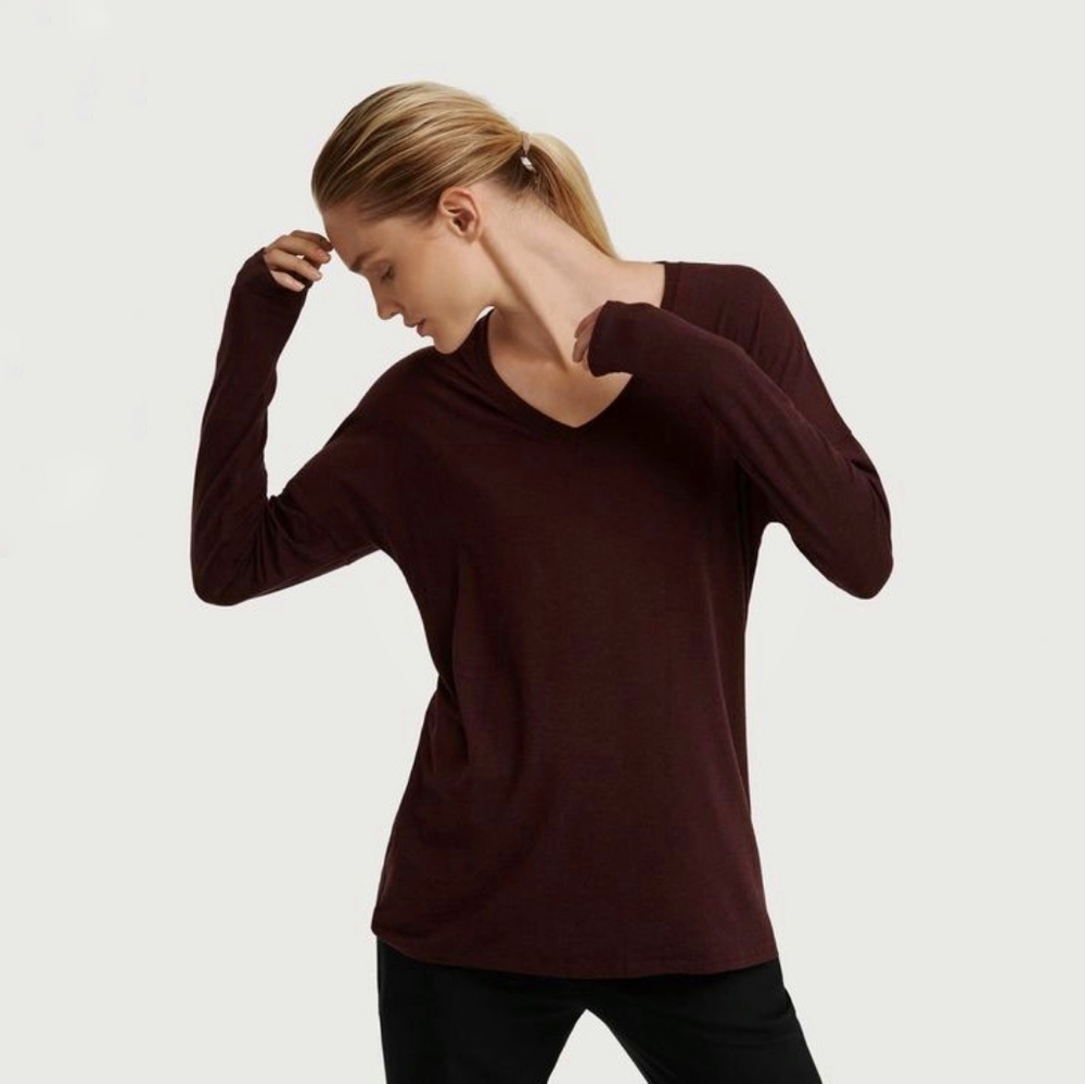 Kit and Ace V-Neck Long Sleeve Tee Shirt Size Large Cherrywood Red
